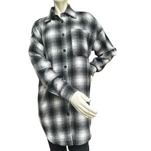 Superdown Revolve Black Gray & White Plaid Longline Button Down Shacket Medium
